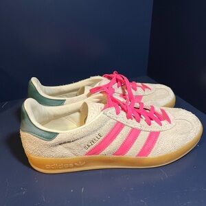Adidas Women's Gazelle Cream and Pink Sneakers, gum sole - W 8.5